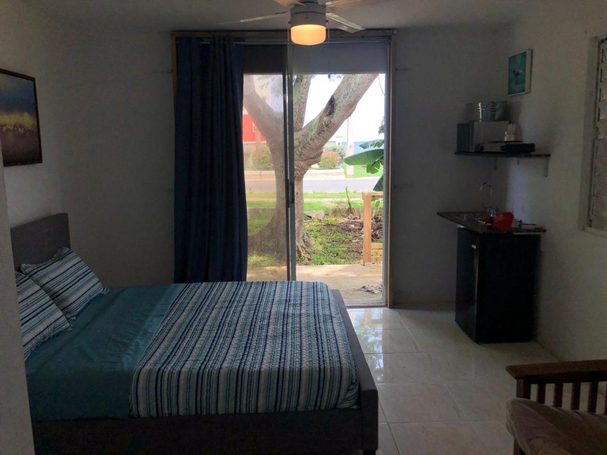 Las Olas Beach Apartments Arecibo Eksteriør billede