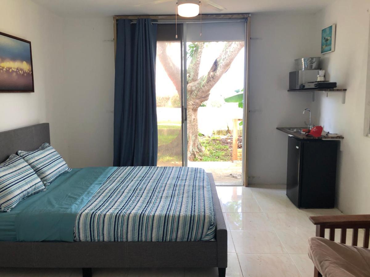 Las Olas Beach Apartments Arecibo Eksteriør billede