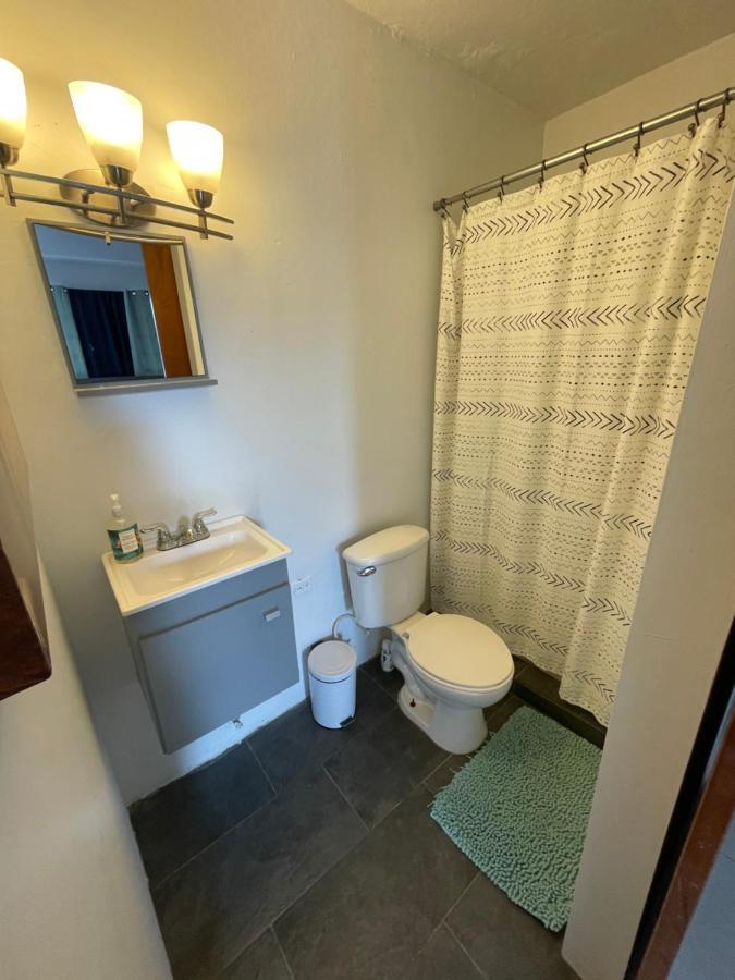 Las Olas Beach Apartments Arecibo Eksteriør billede
